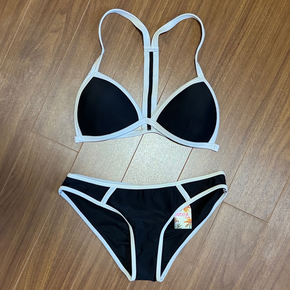 Ardene Black and White Bikini Set size small